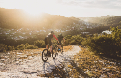 Blue Derby Pods Ride: Iconic Luxury Mountain Biking Experience - Day 1